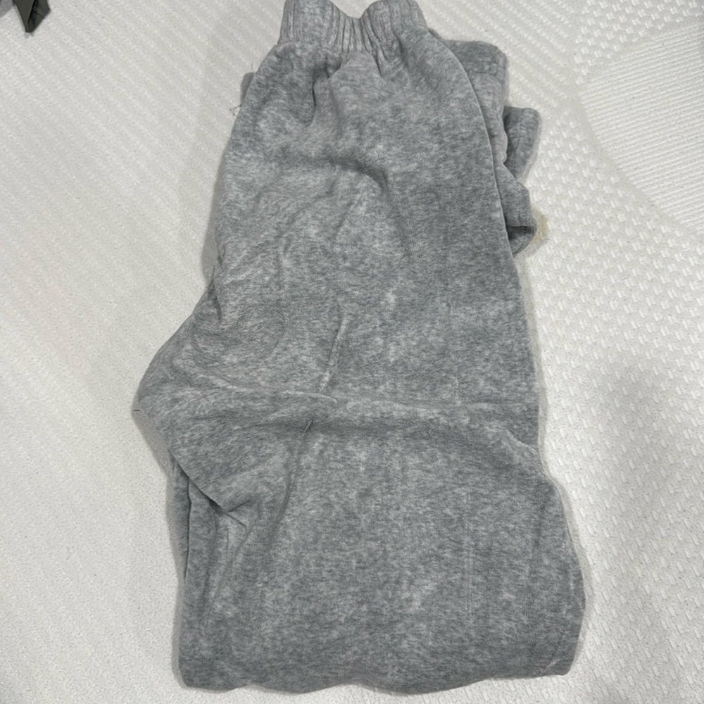 Brandy Melville Velvet Open leg sweatpants